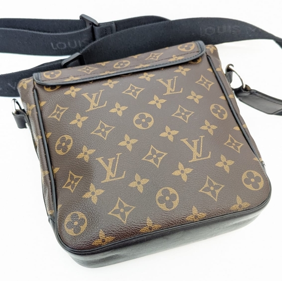 ✨️💎Authentic Louis Vuitton Macassar Monogram Crossbody - Picture 15 of 16